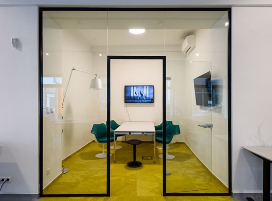 Mini meeting room (d)